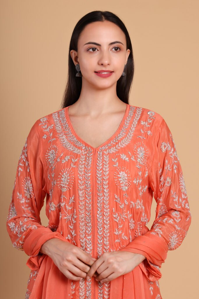 alina cut suit